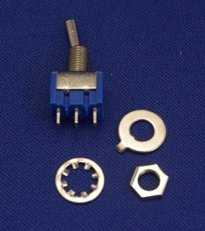 Mini Toggle Switch SPDT 6A